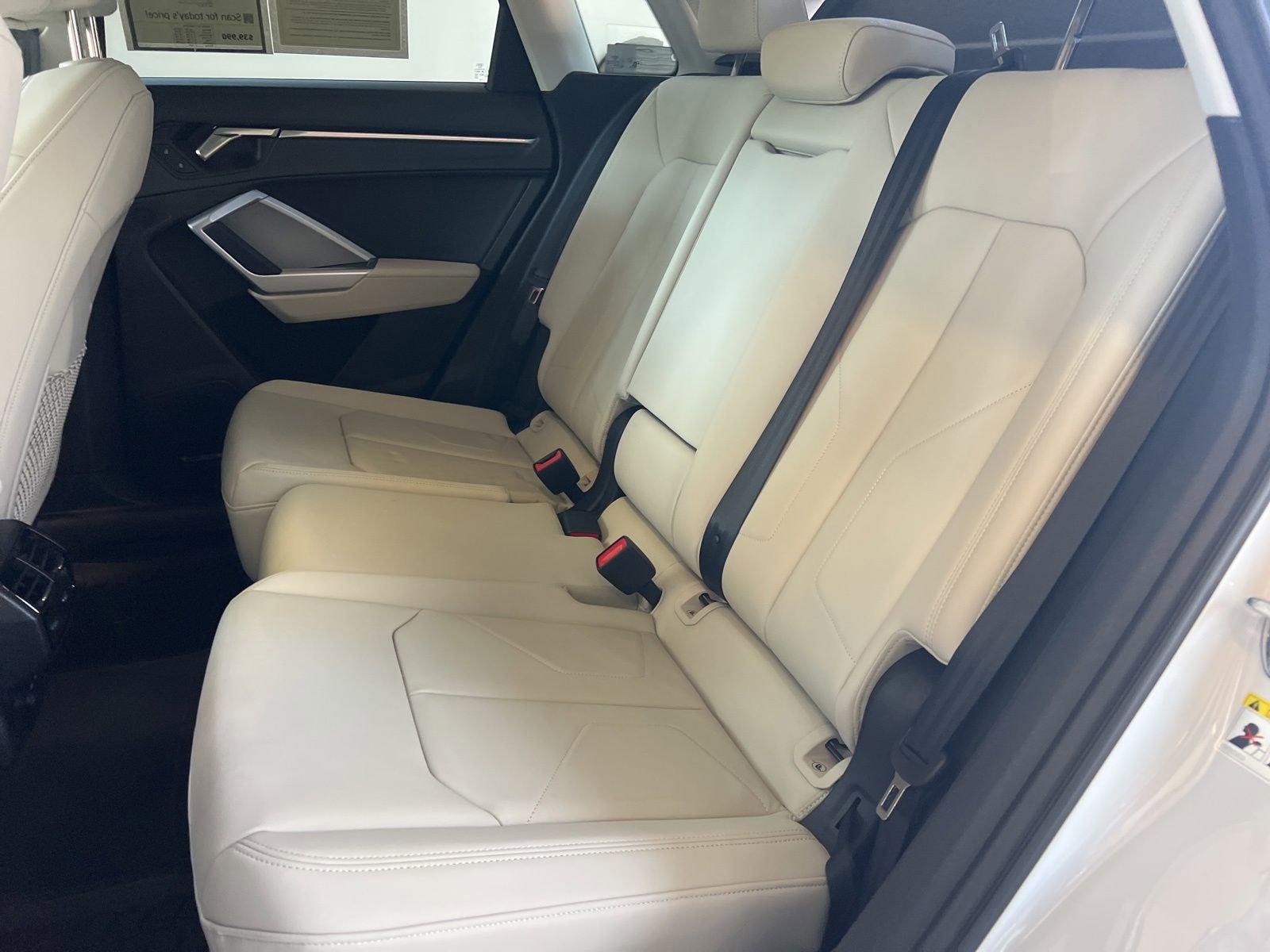 Used 2025 Audi Q3 2.0T Premium Plus w/ Premium Plus Package image 34