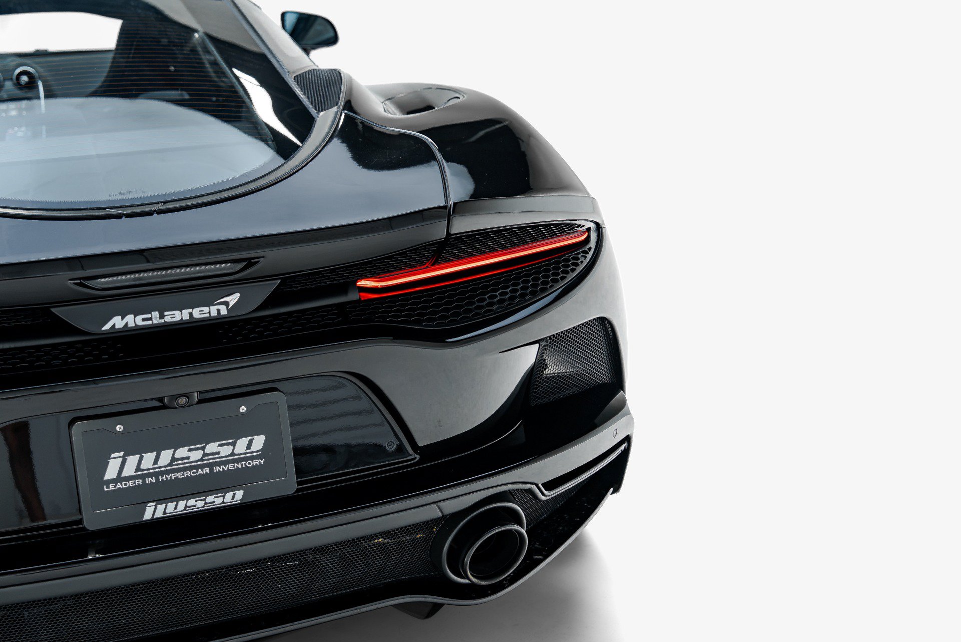 Used 2023 McLaren GT RWD image 25