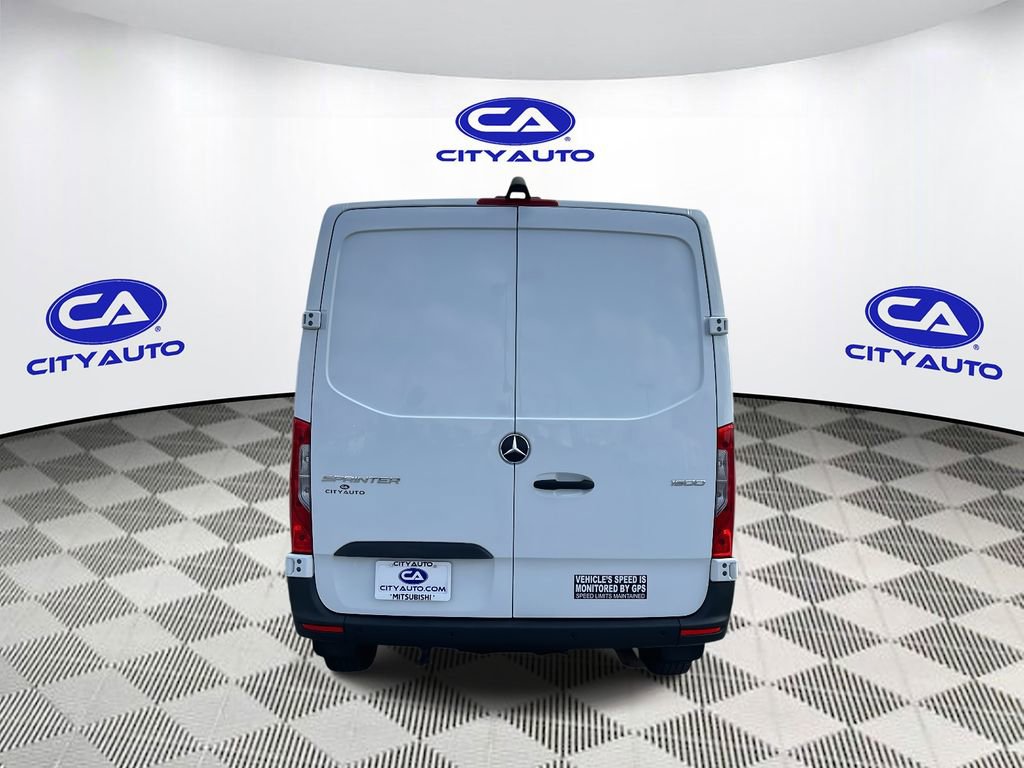Used 2022 Mercedes-Benz Sprinter 1500 image 5