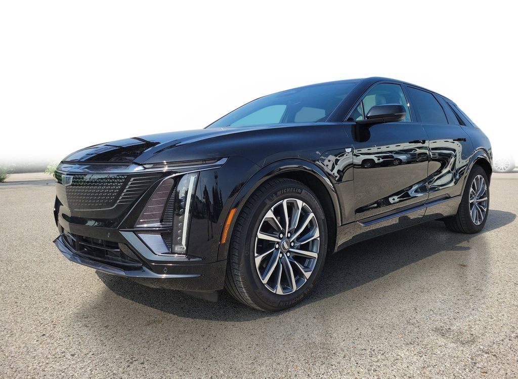 Used 2024 Cadillac Lyriq Sport w/ LPO, Floor Liner Package AWD/4WD image 2