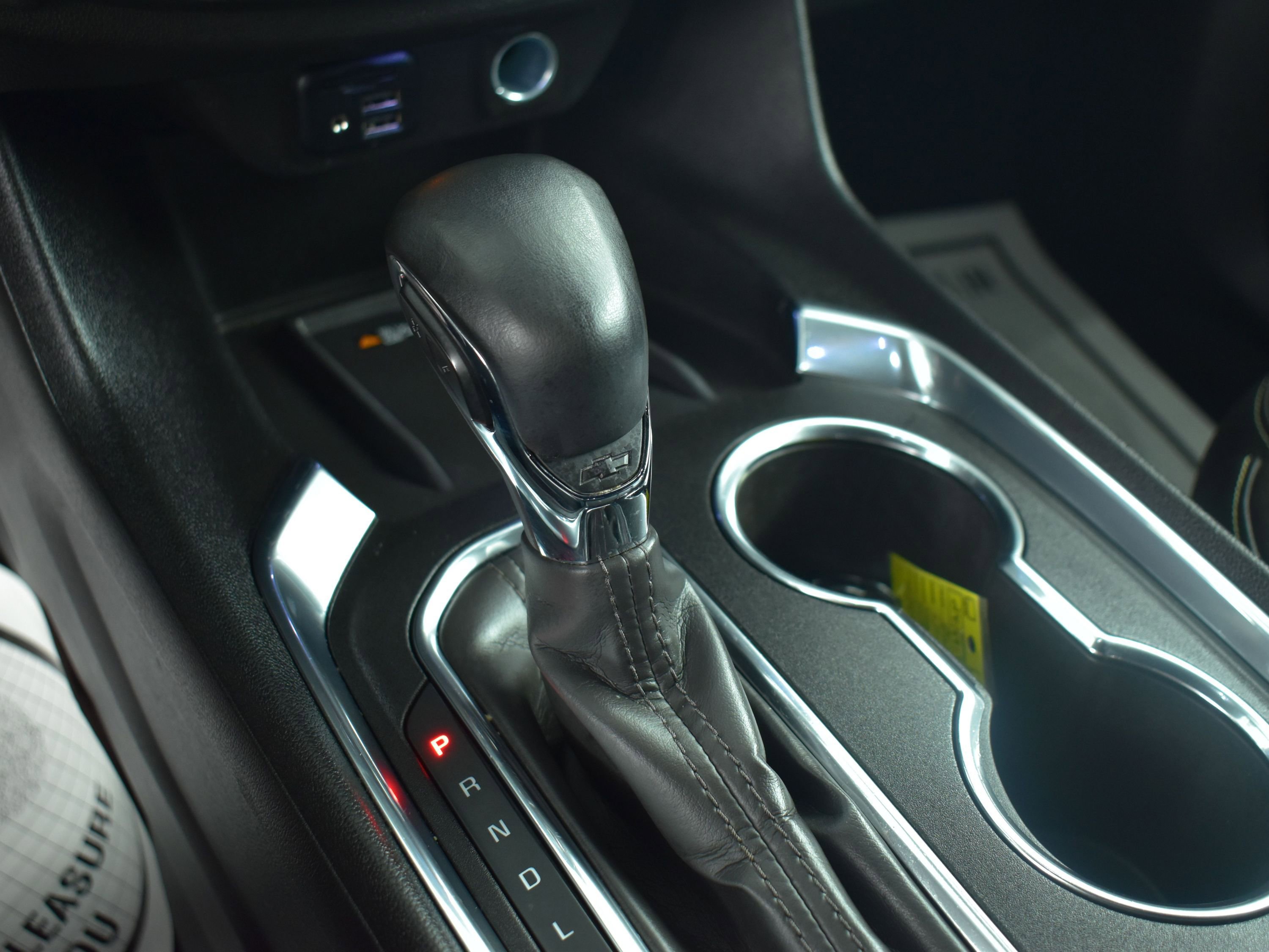 Used 2023 Chevrolet Traverse LT w/ LT Premium Package image 21