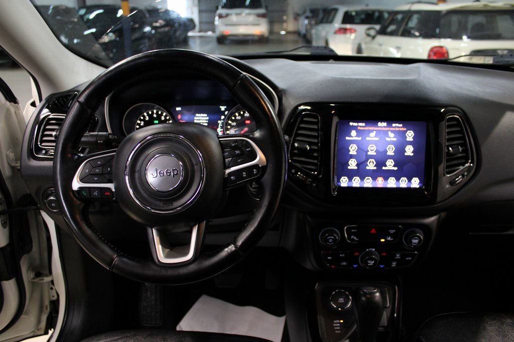 Used 2021 Jeep Compass Limited AWD/4WD image 16