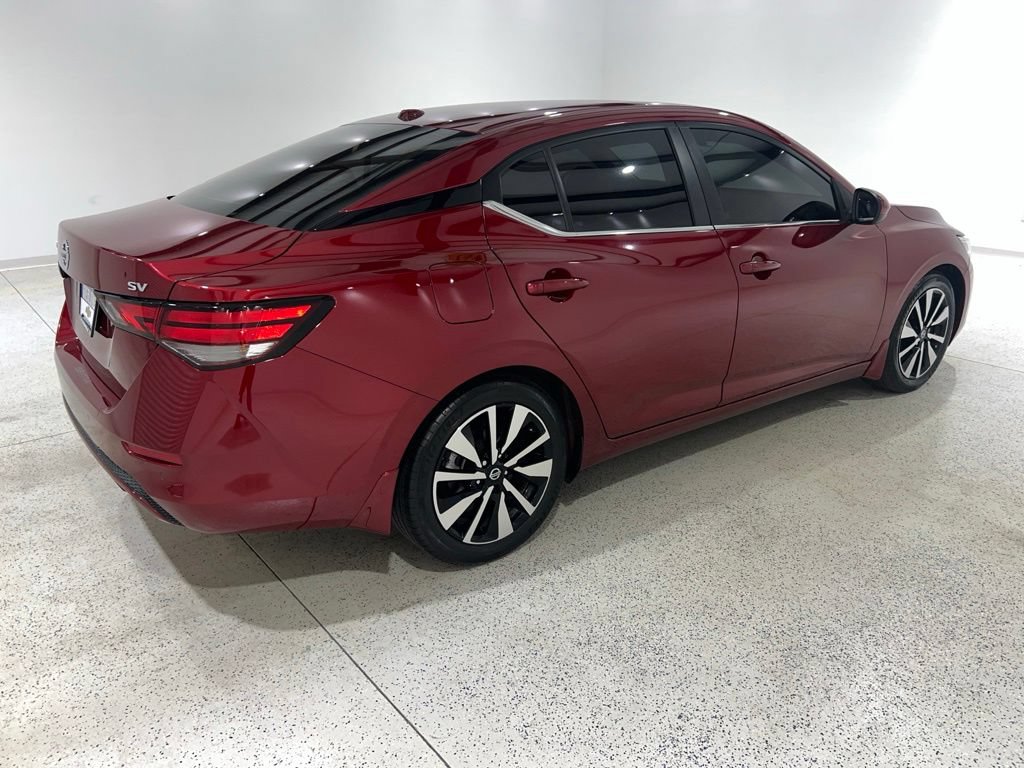 Used 2022 Nissan Sentra SV w/ SV Premium Package FWD image 5