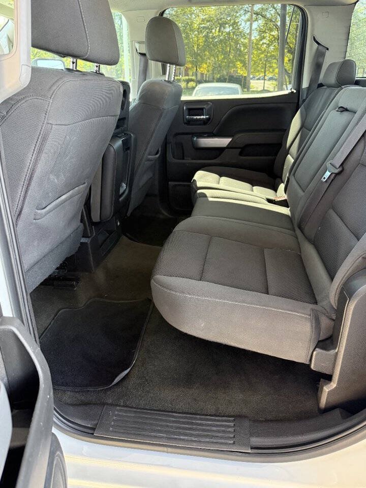Used 2017 Chevrolet Silverado 1500 LT w/ All Star Edition AWD/4WD image 7