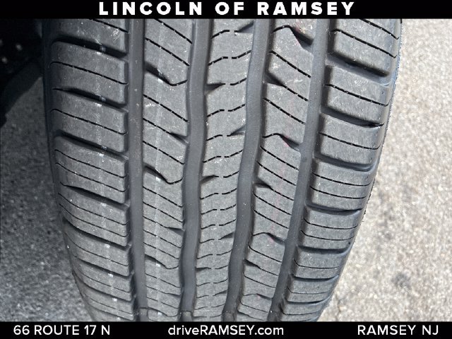 Certified 2023 Lincoln Corsair AWD image 27