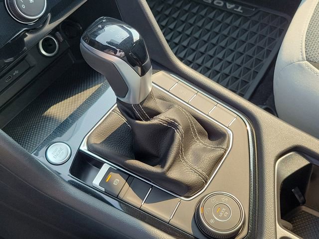 New 2025 Volkswagen Taos S image 15