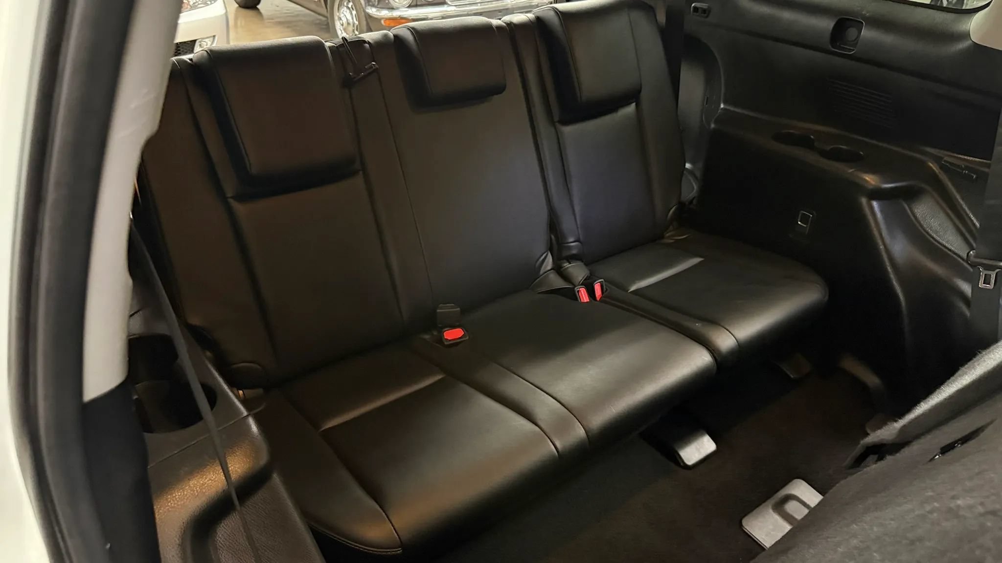 Used 2019 Toyota Highlander XLE AWD/4WD image 16