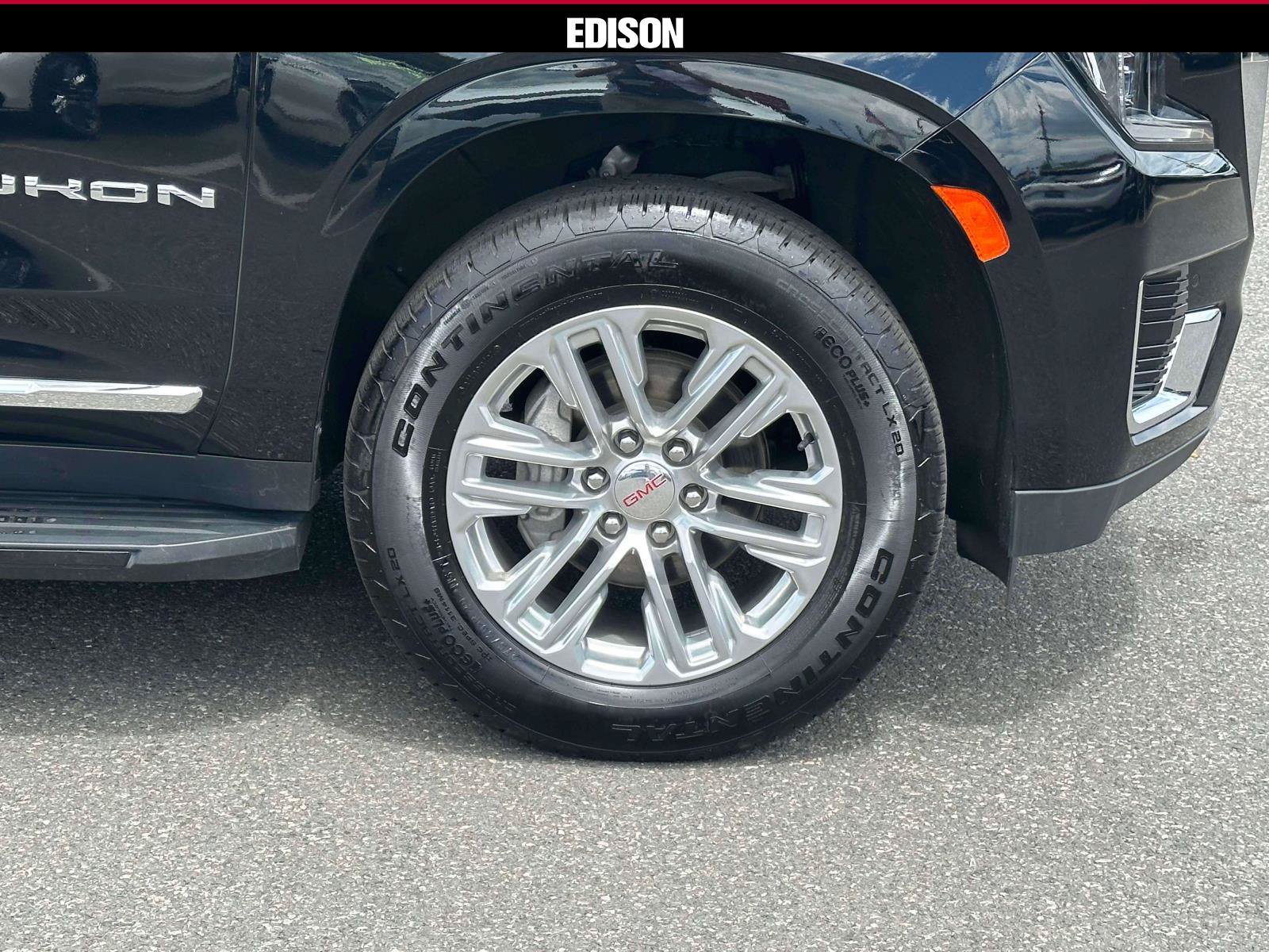 Used 2024 GMC Yukon SLT AWD/4WD image 6