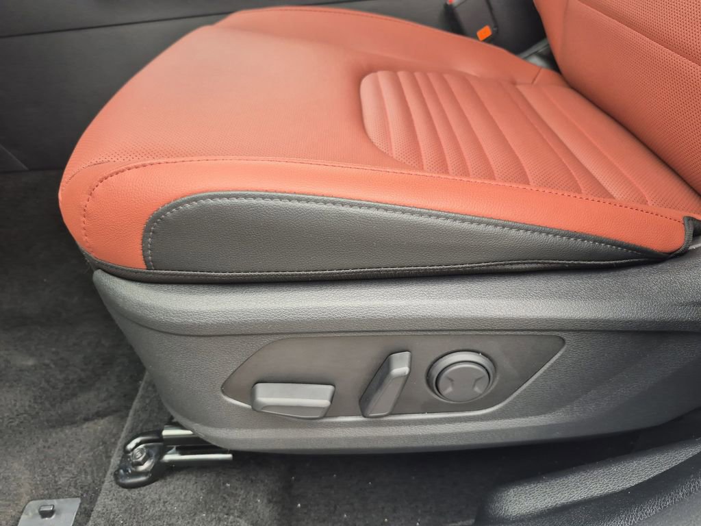 New 2026 Kia Sportage SX image 11