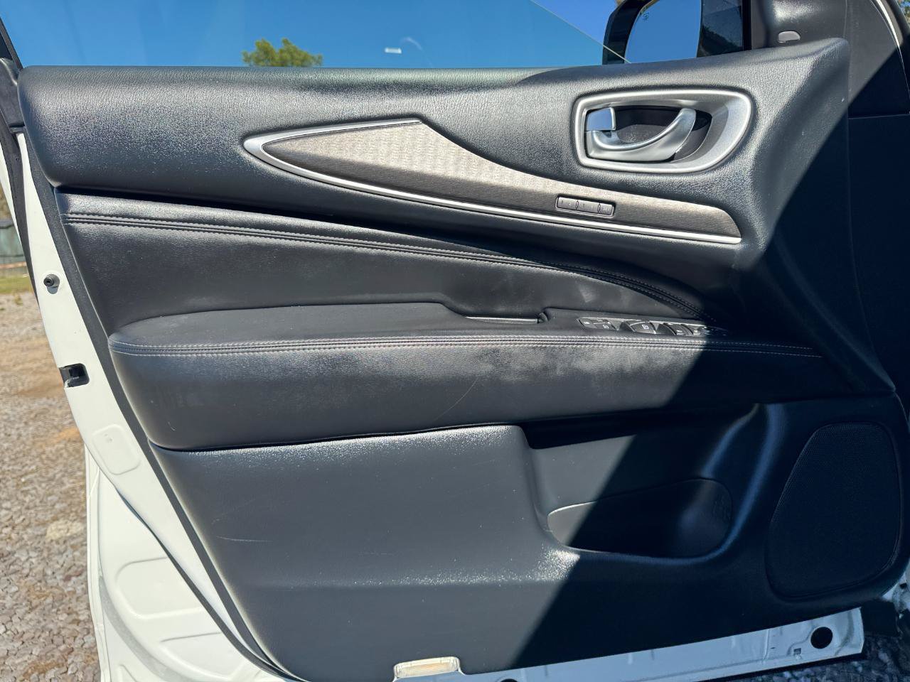 Used 2020 INFINITI QX60 Luxe w/ Essential Package AWD/4WD image 22