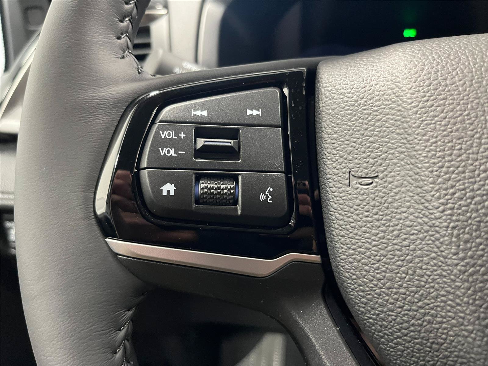 New 2026 Honda Odyssey Touring image 15