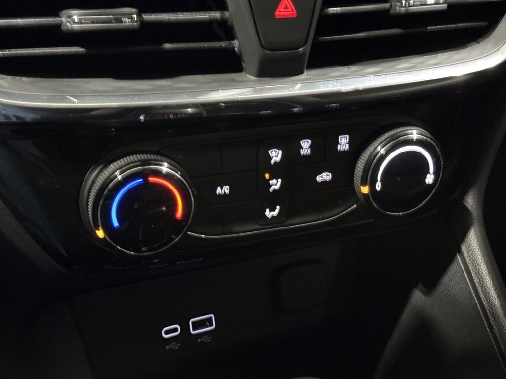 Used 2025 Buick Encore GX Sport Touring FWD image 16