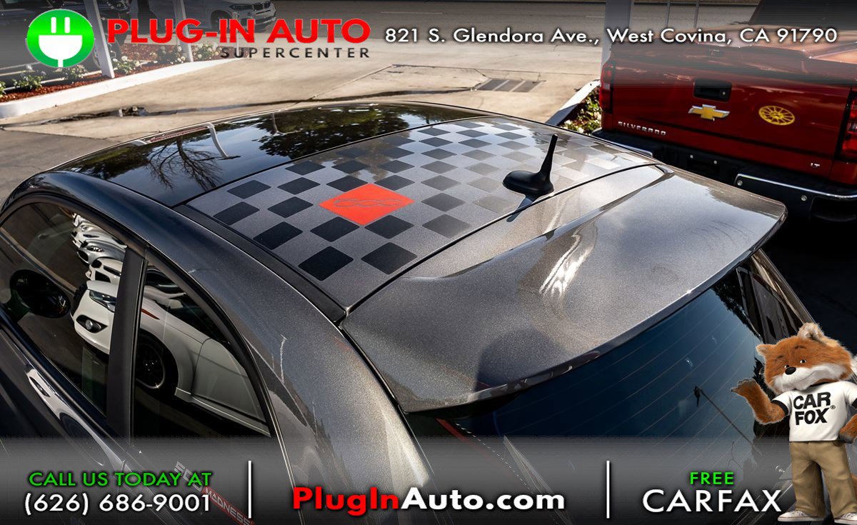 Used 2013 FIAT 500 Abarth w/ Beats Audio Pkg FWD image 11