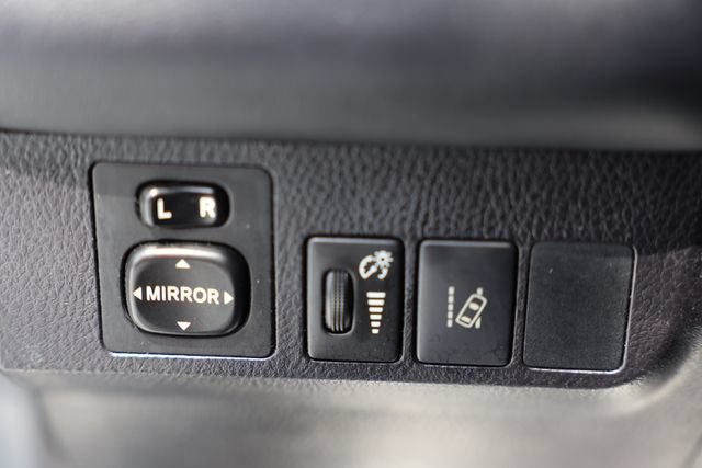 Used 2016 Toyota RAV4 SE w/ Advanced Technology Package AWD/4WD image 18