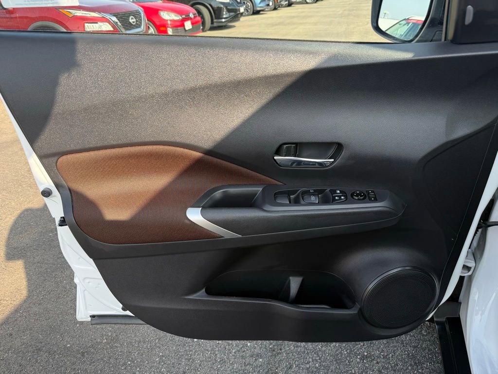 Certified 2023 Nissan Kicks SR w/ Interior Electronics Package image 19