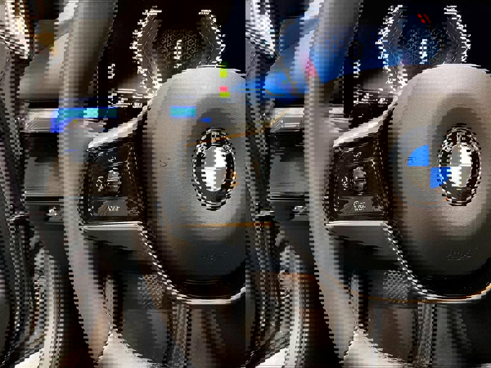 Used 2024 BMW 540i xDrive w/ Convenience Package image 23