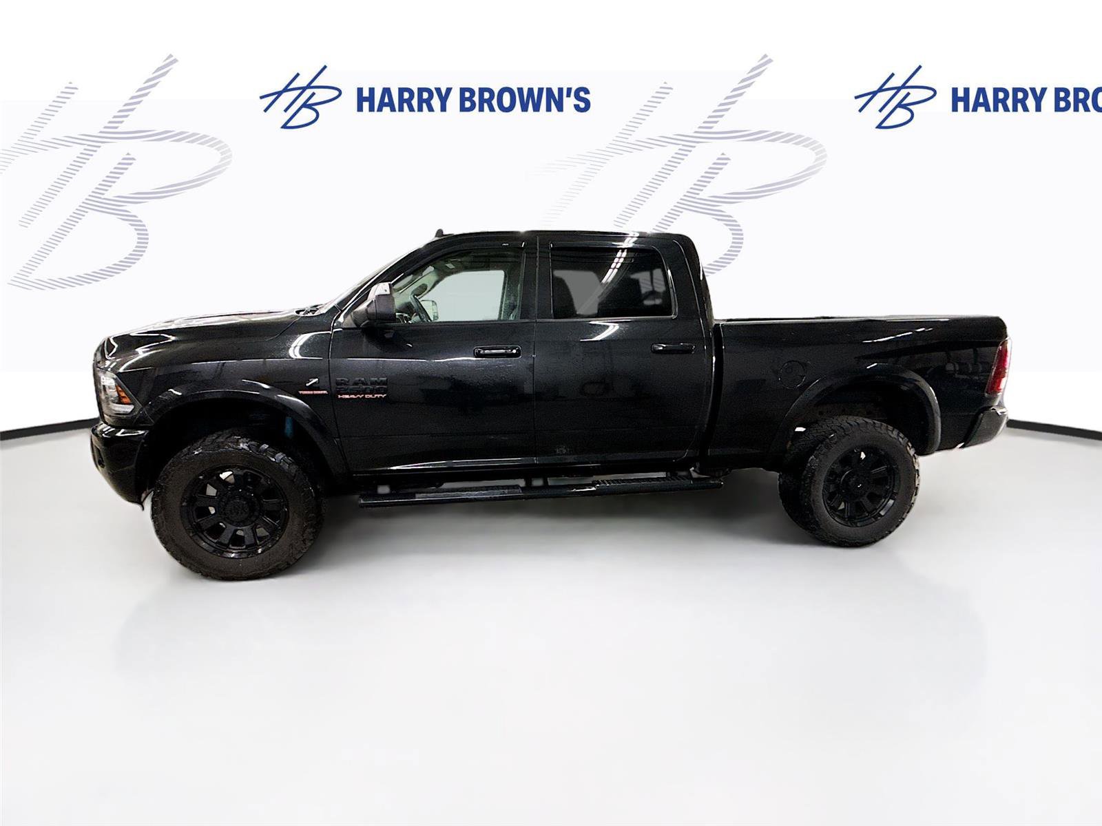Used 2017 RAM 2500 Laramie w/ Sport Appearance Group AWD/4WD image 8