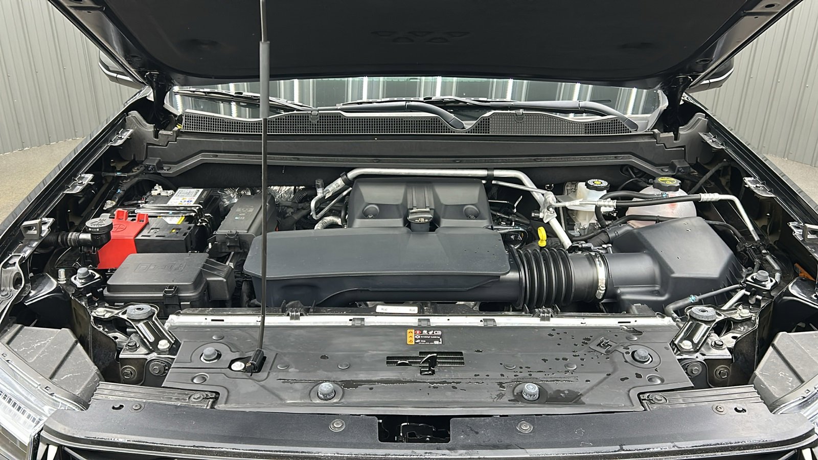 Used 2024 GMC Canyon AT4X image 19