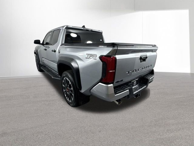 Used 2024 Toyota Tacoma TRD Off-Road AWD/4WD image 31