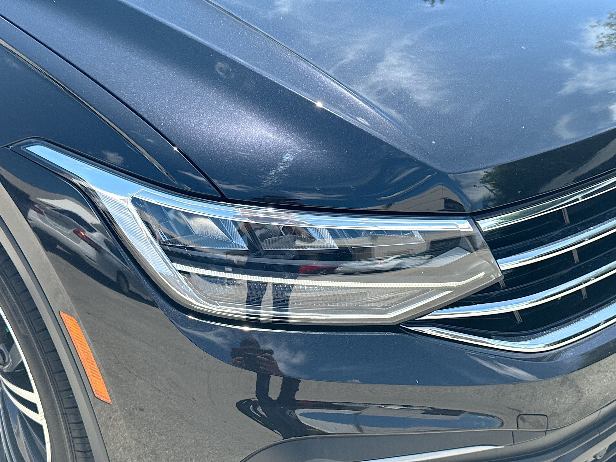Certified 2024 Volkswagen Tiguan Wolfsburg Edition FWD image 34