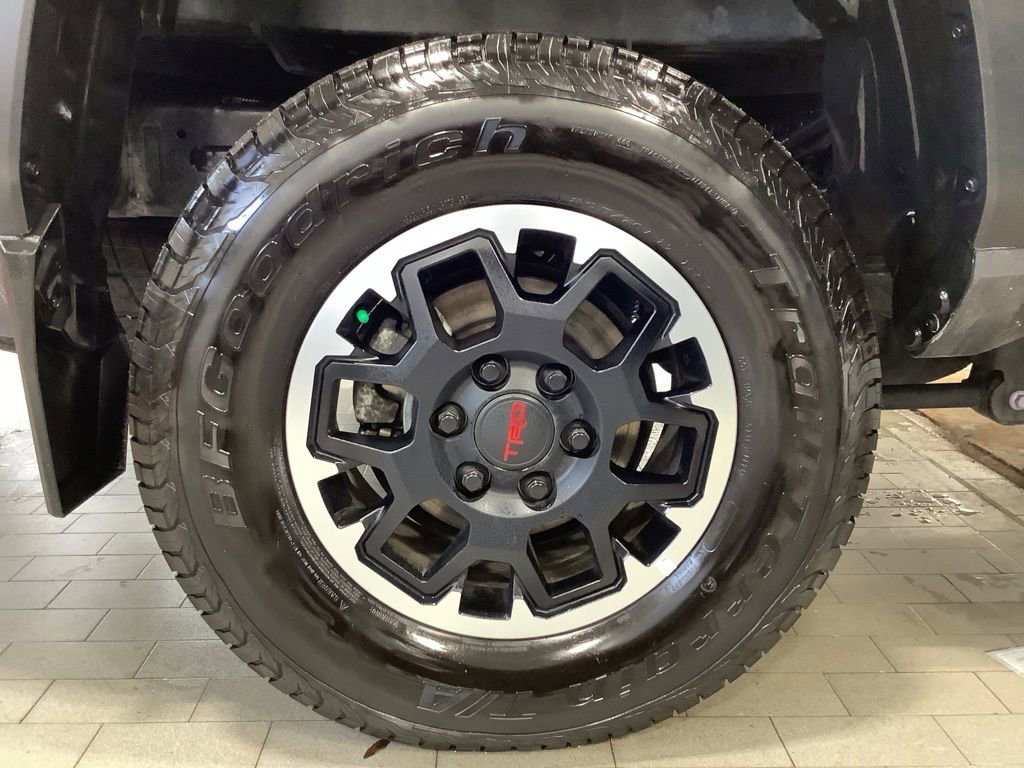 Used 2024 Toyota Tacoma TRD Off-Road AWD/4WD image 26