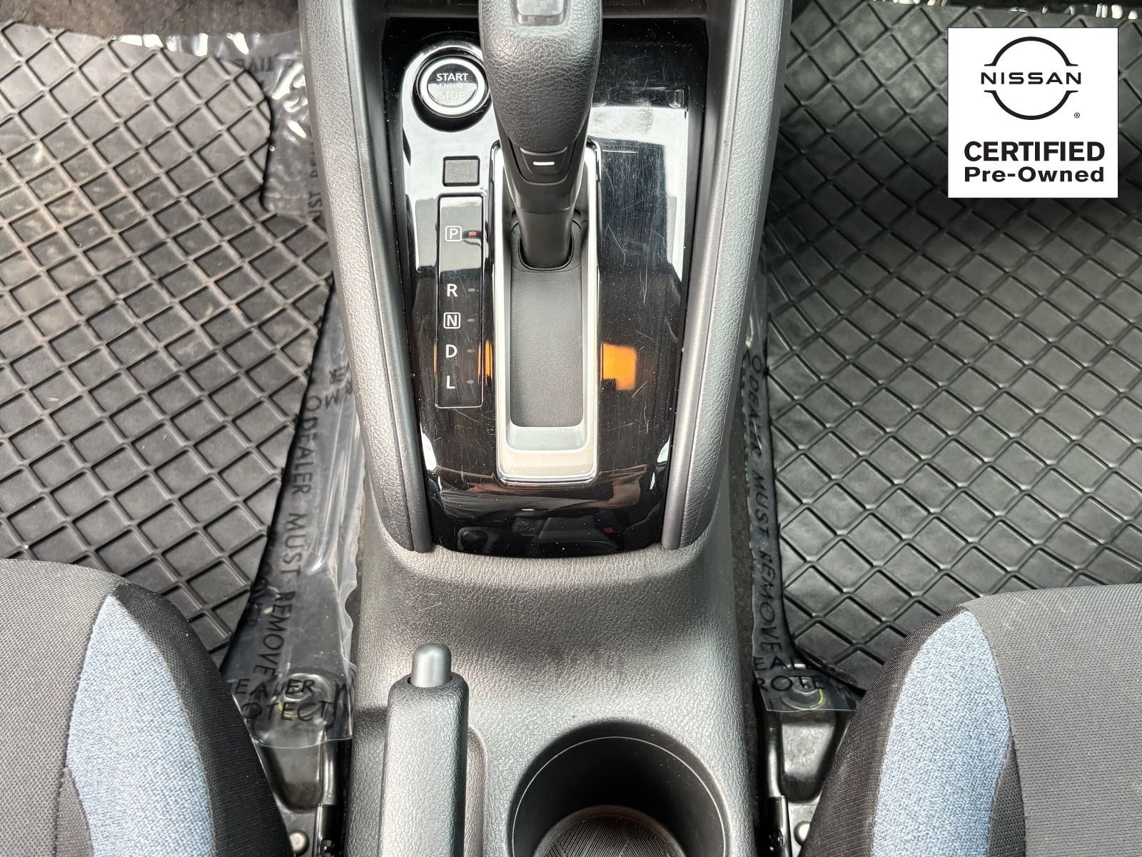 Used 2023 Nissan Versa SV FWD image 27