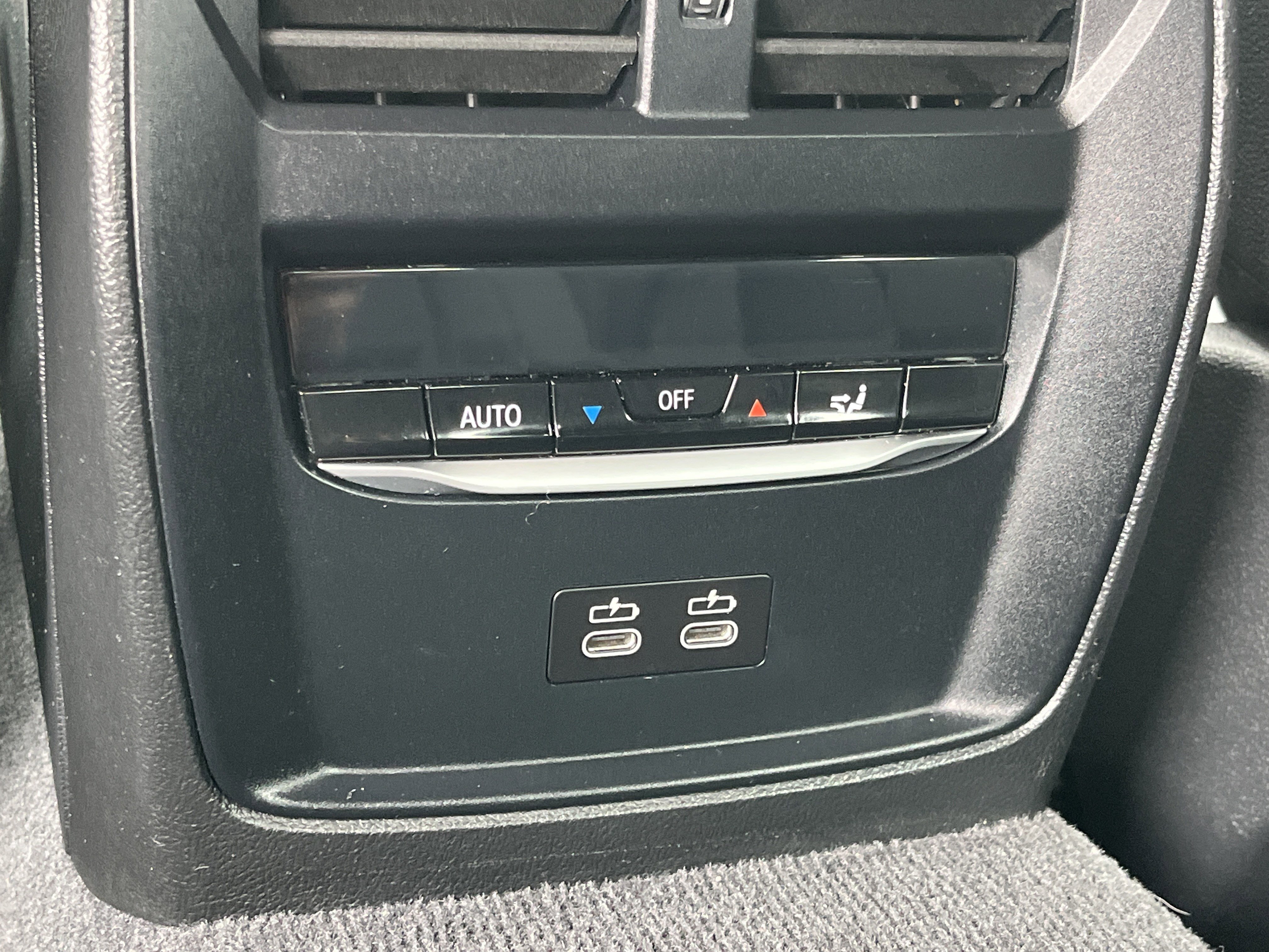 Used 2025 BMW i4 xDrive40i image 23