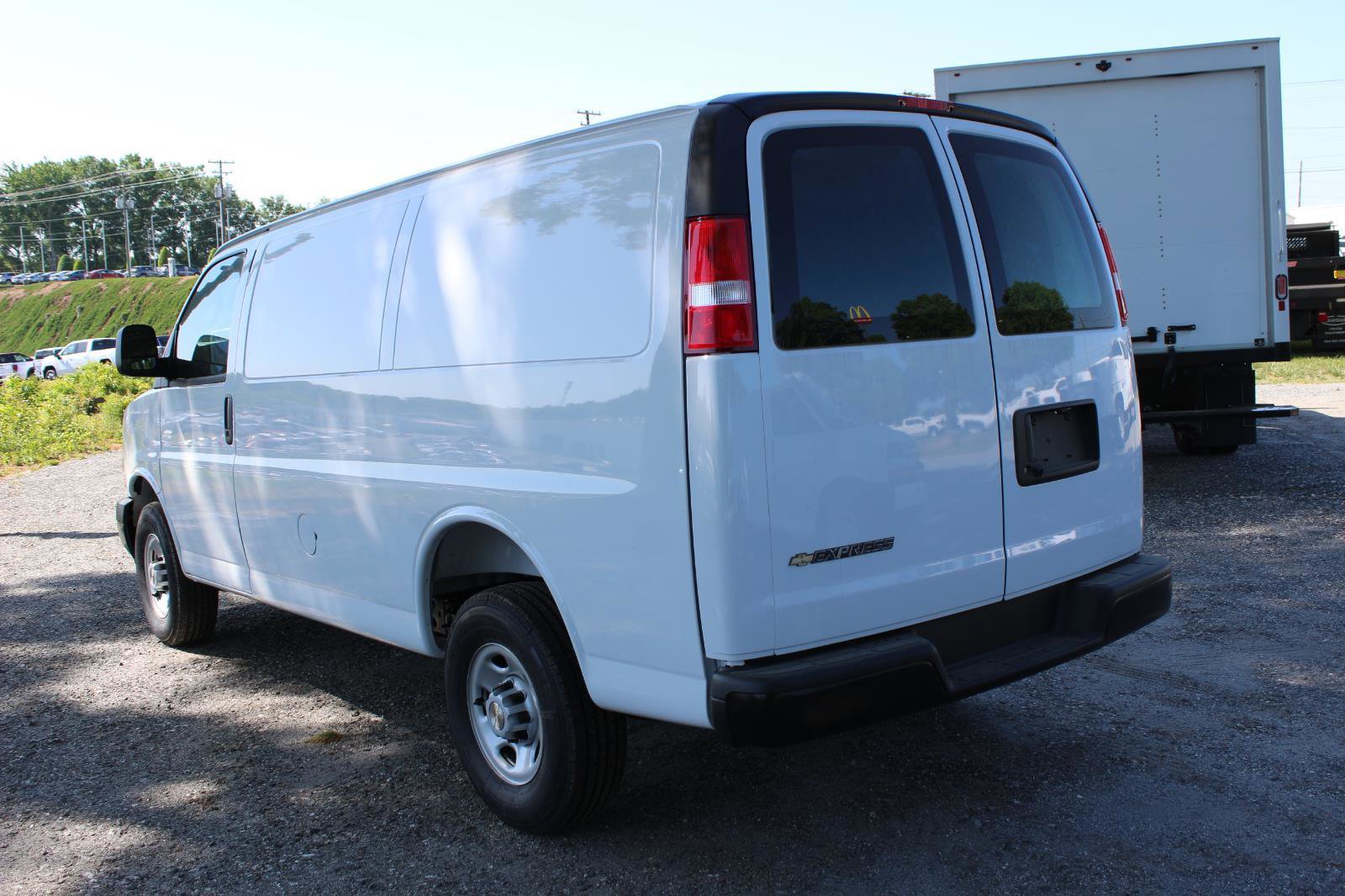 New 2026 Chevrolet Express 2500 RWD image 3