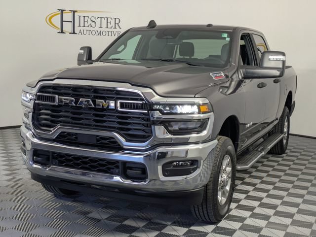 Used 2026 RAM 2500 Big Horn AWD/4WD image 4