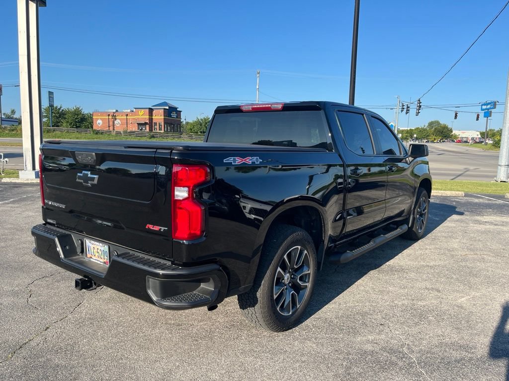 Used 2024 Chevrolet Silverado 1500 RST AWD/4WD image 3