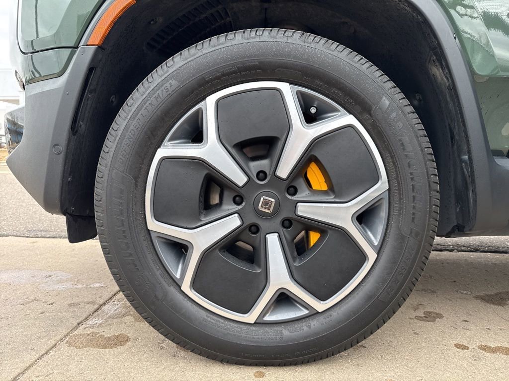 Used 2023 Rivian R1T Adventure image 26