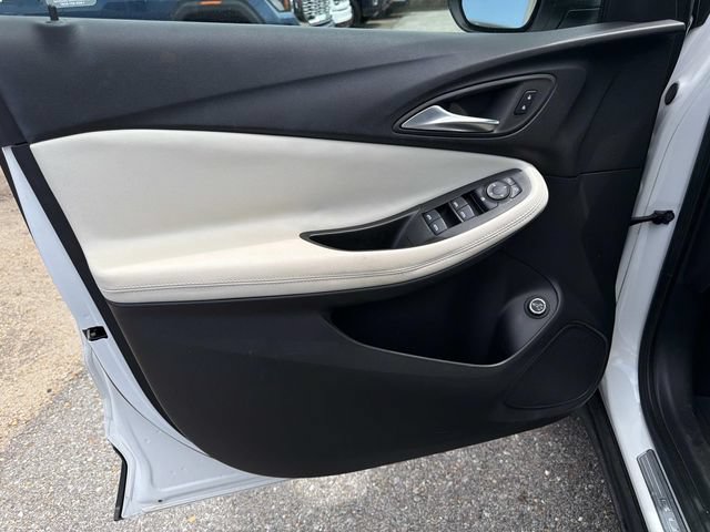 Used 2023 Buick Encore GX Select FWD image 24