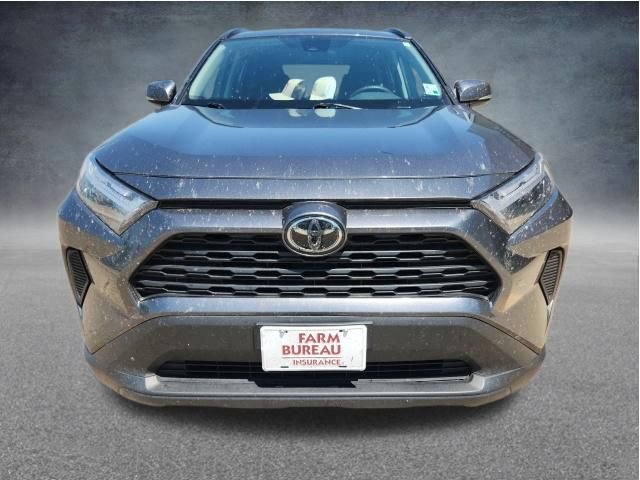 Used 2024 Toyota RAV4 XLE FWD image 3