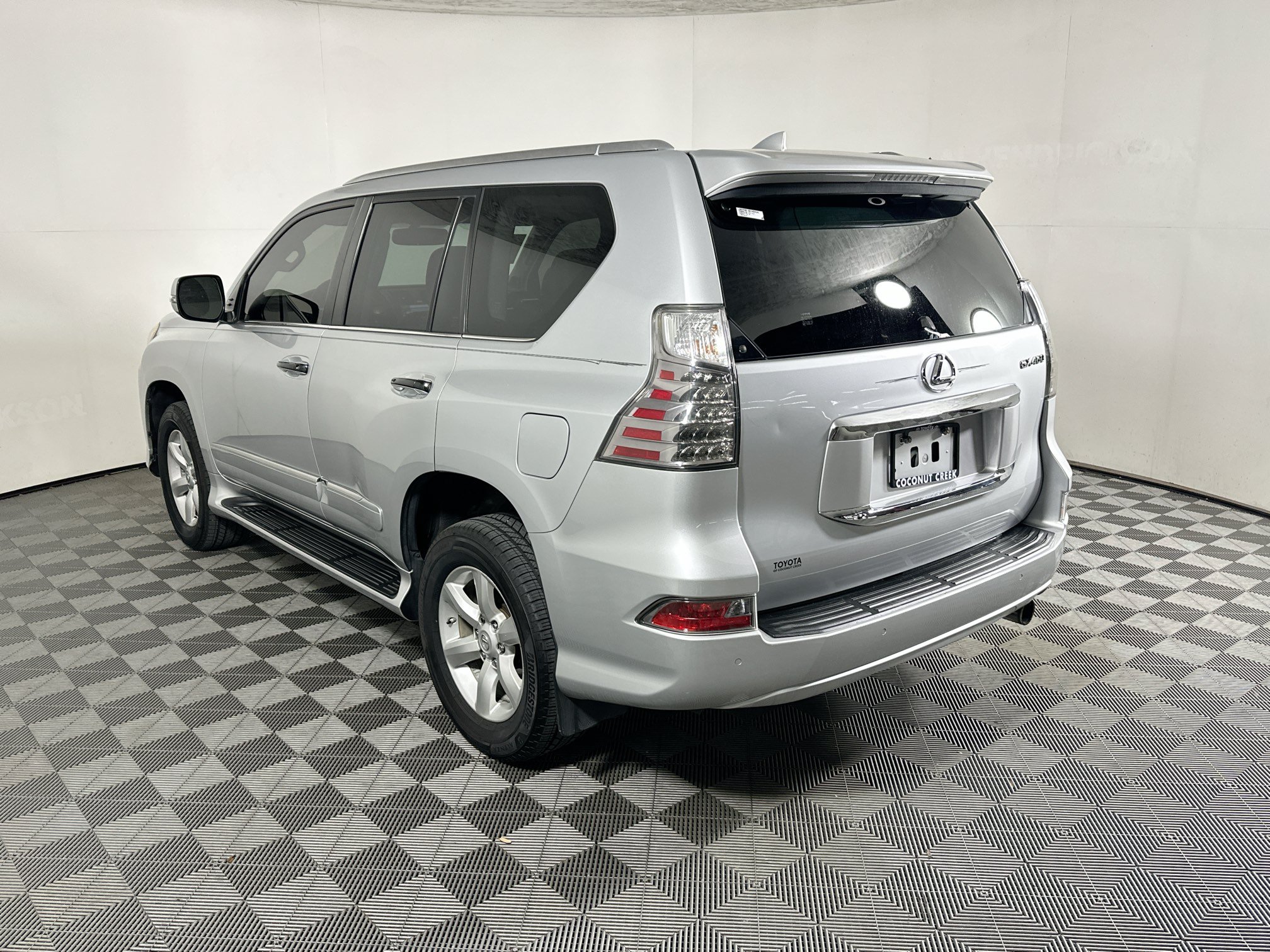 Used 2016 Lexus GX 460 w/ Navigation Package AWD/4WD image 5