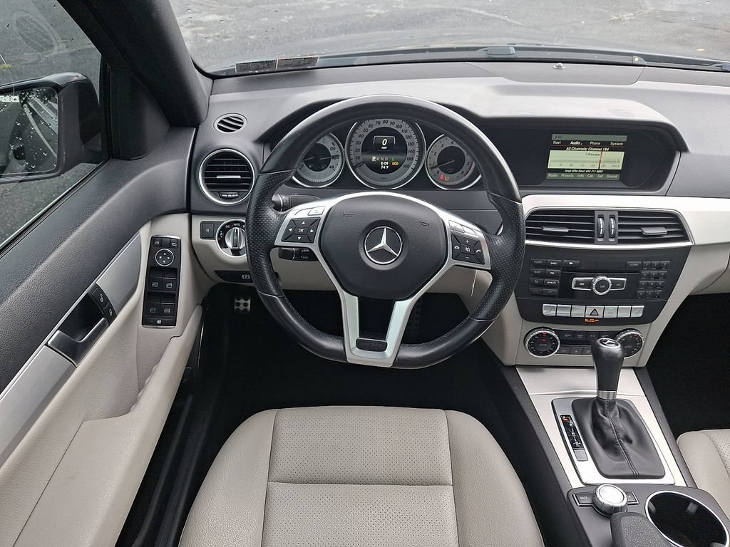 Used 2014 Mercedes-Benz C 300 4MATIC Sedan image 11