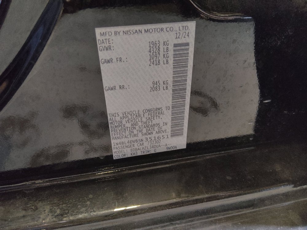 Used 2025 Nissan Altima 2.5 SV FWD image 33