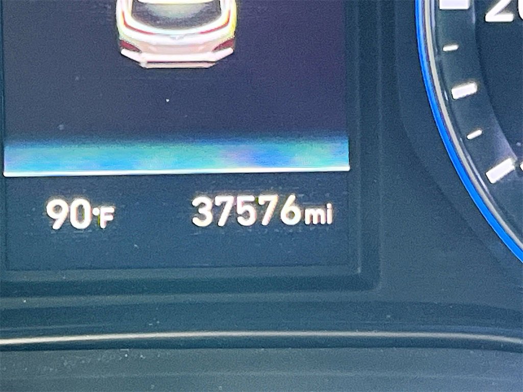 Used 2021 Hyundai Kona Limited image 12