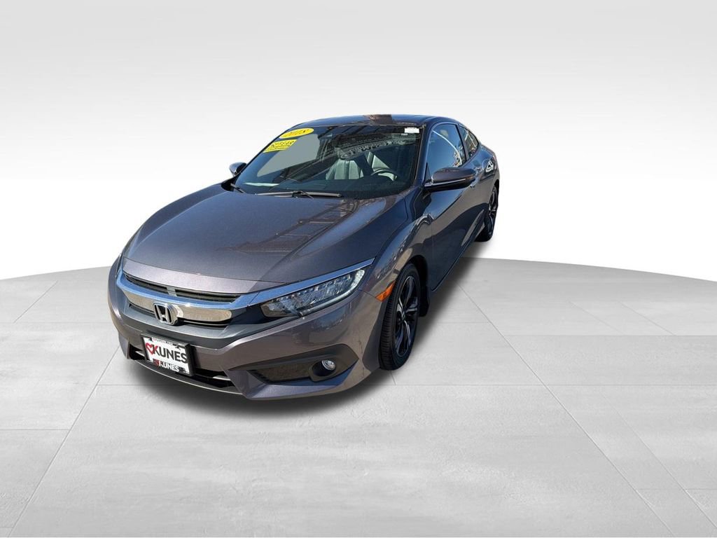 Used 2018 Honda Civic Touring image 3