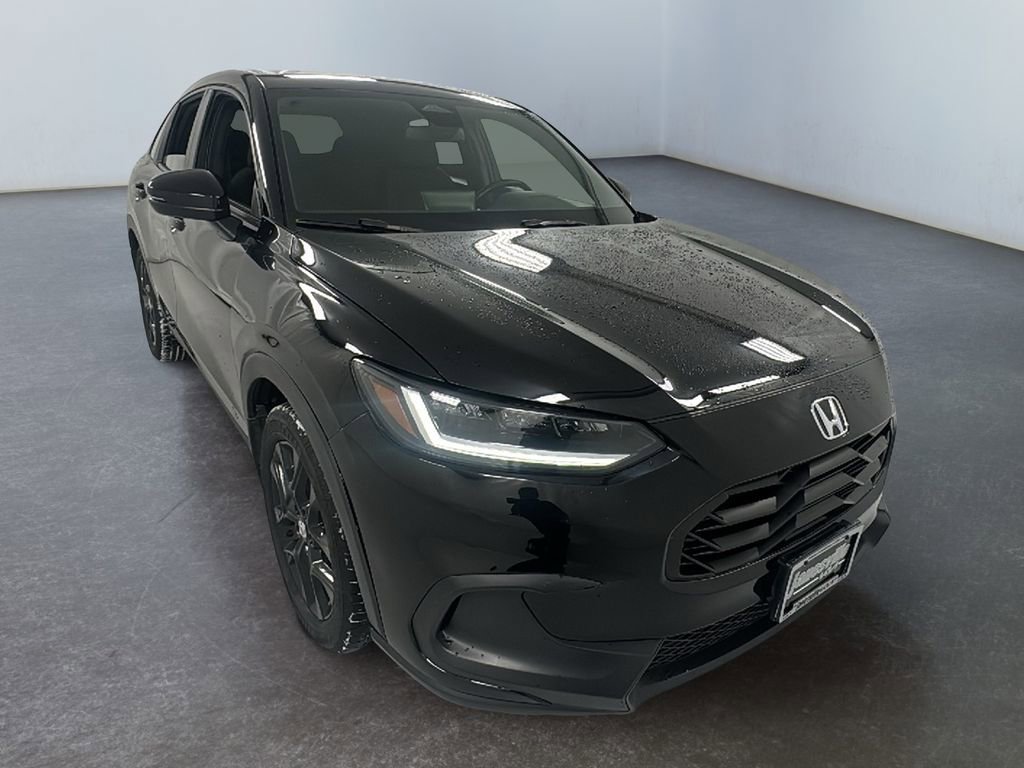 Used 2023 Honda HR-V Sport image 1