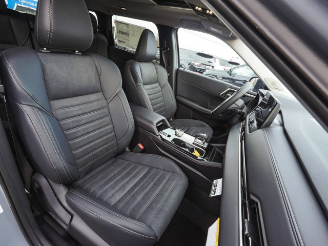 New 2026 Mitsubishi Outlander Trail Edition AWD/4WD image 46