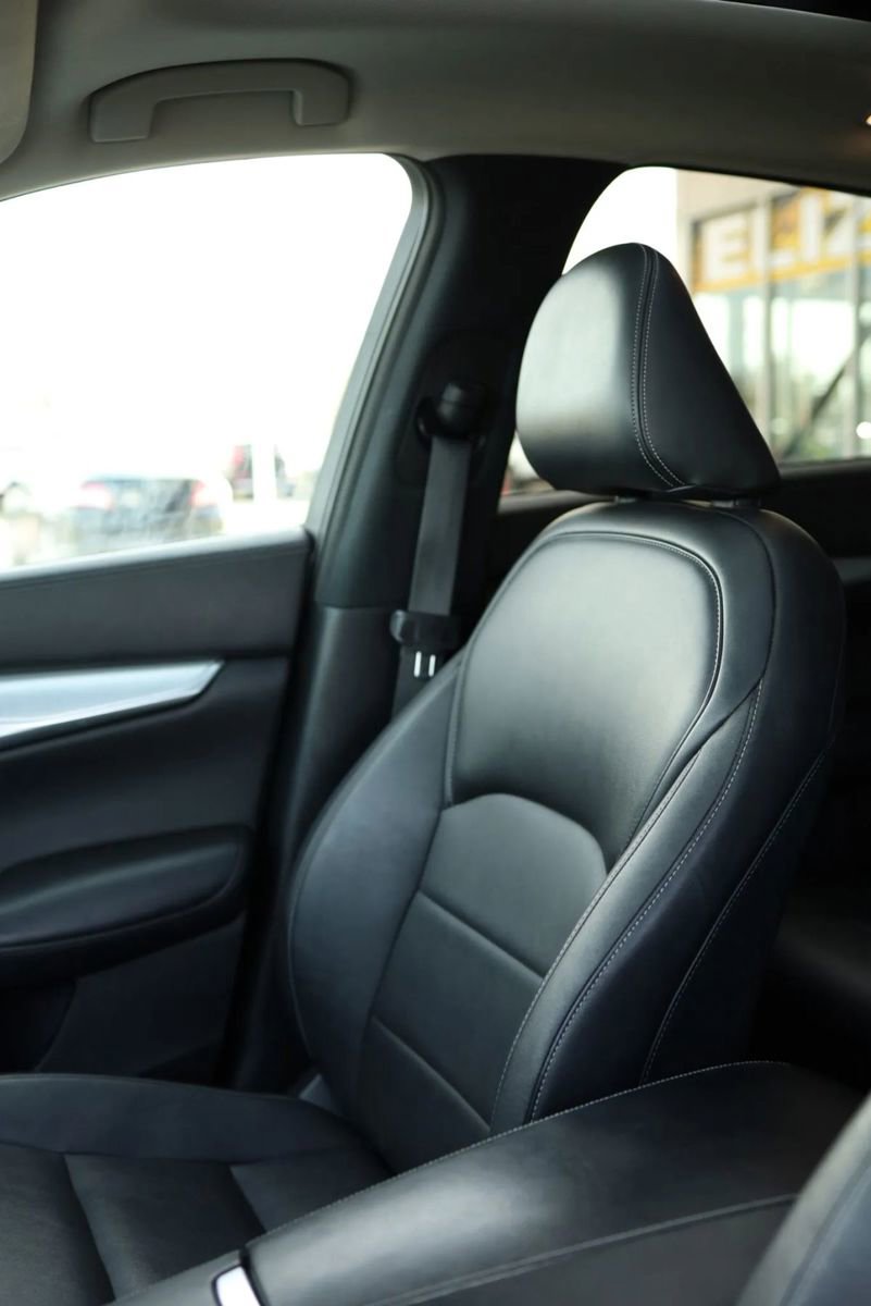 Used 2021 INFINITI QX50 Luxe AWD/4WD image 16