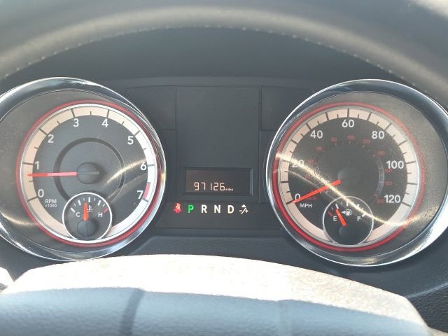 Used 2017 Dodge Grand Caravan SXT w/ Blacktop Package FWD image 39
