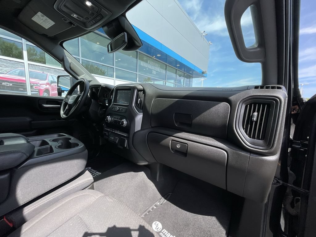 Used 2024 GMC Sierra 2500 Pro w/ Convenience Package AWD/4WD image 27
