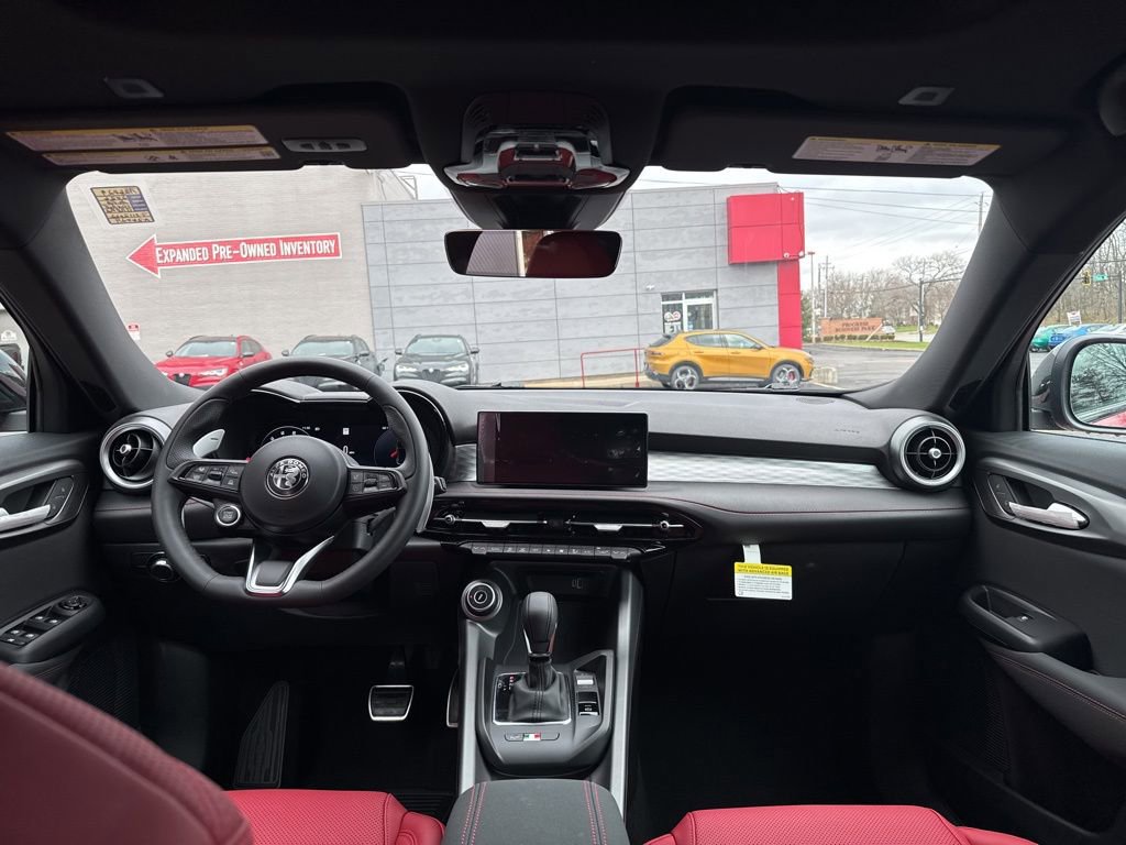 New 2026 Alfa Romeo Tonale Veloce w/ Quick Order Package 23H Volce image 13