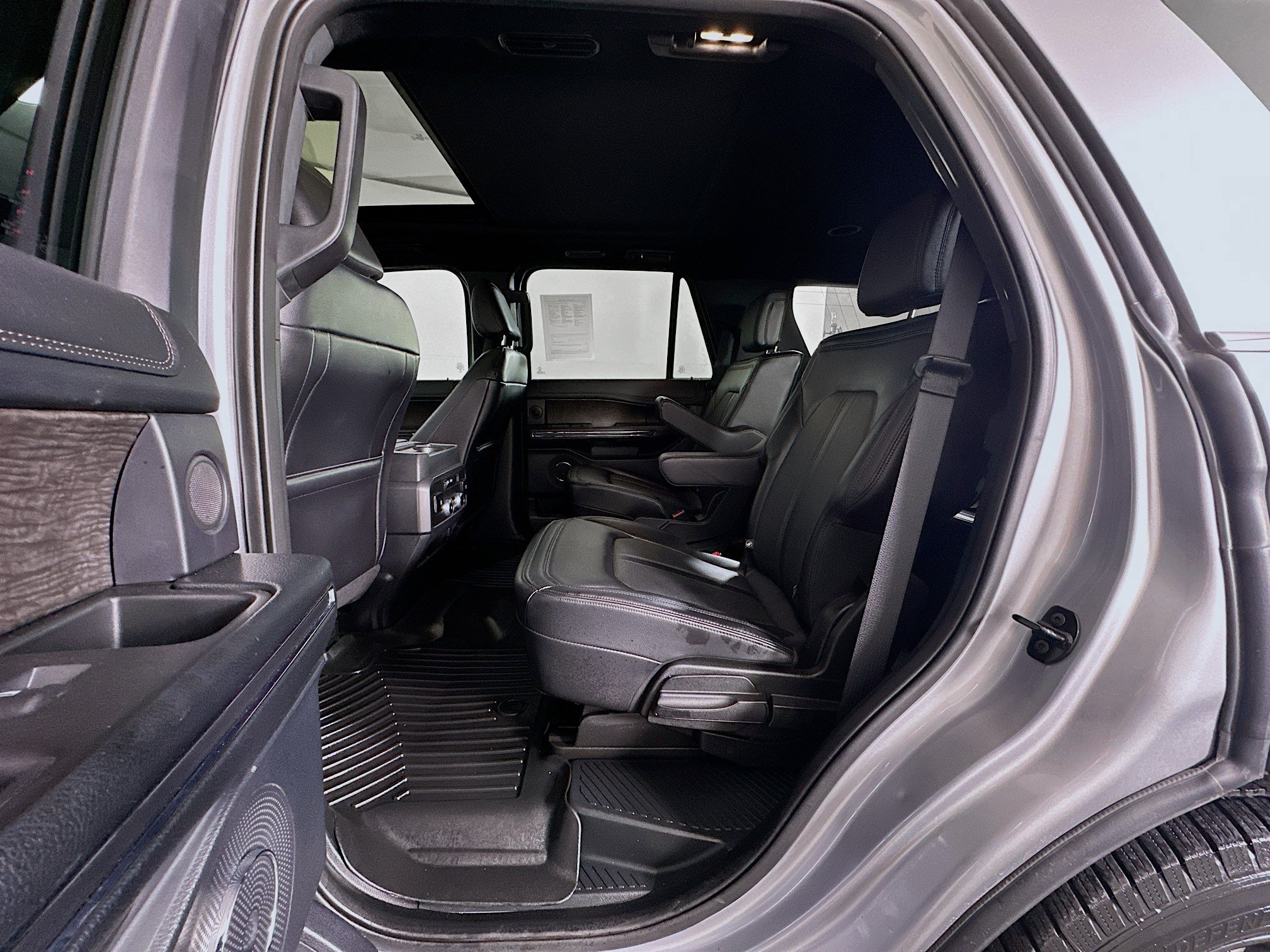 Used 2021 Ford Expedition Limited RWD image 30