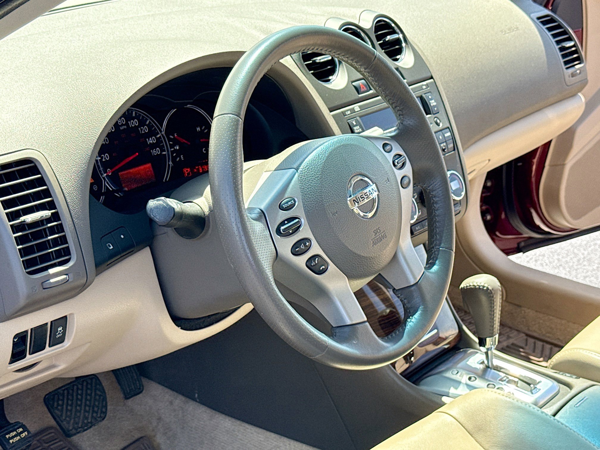Used 2012 Nissan Altima 2.5 SL w/ 2.5SL Pkg FWD image 4