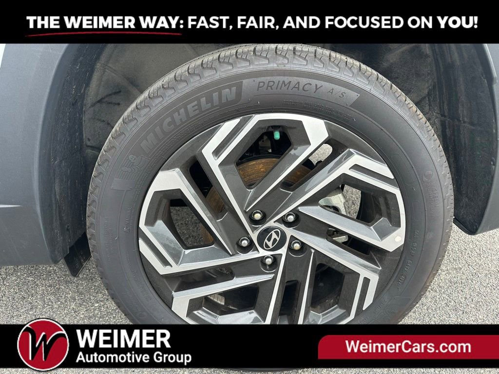 Used 2025 Hyundai Tucson Limited AWD/4WD image 23
