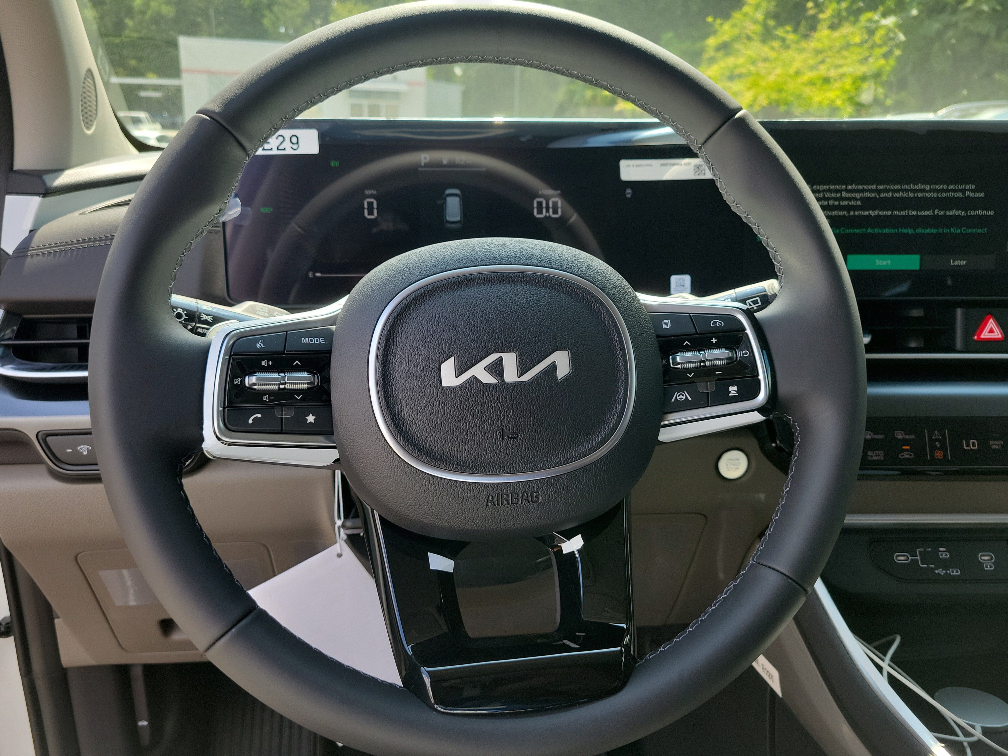 New 2026 Kia Carnival LXS FWD image 20