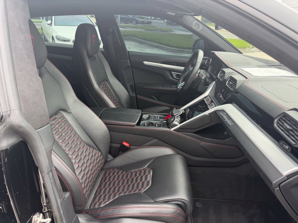 Used 2019 Lamborghini Urus AWD/4WD image 10