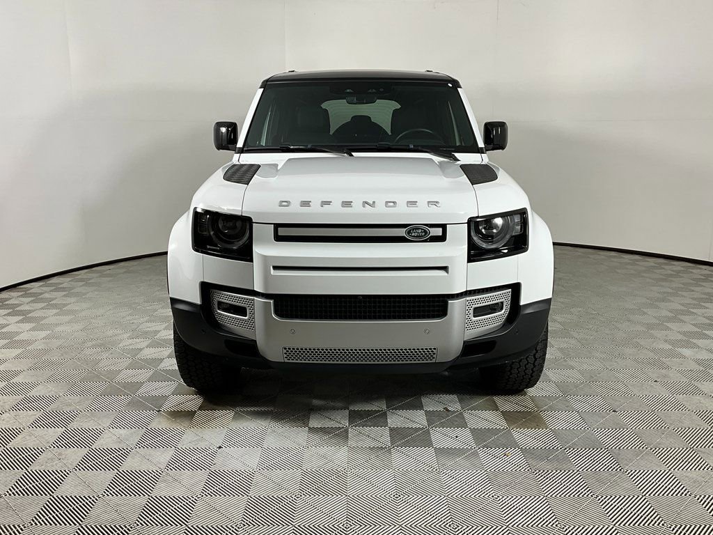 Used 2024 Land Rover Defender 110 S image 7